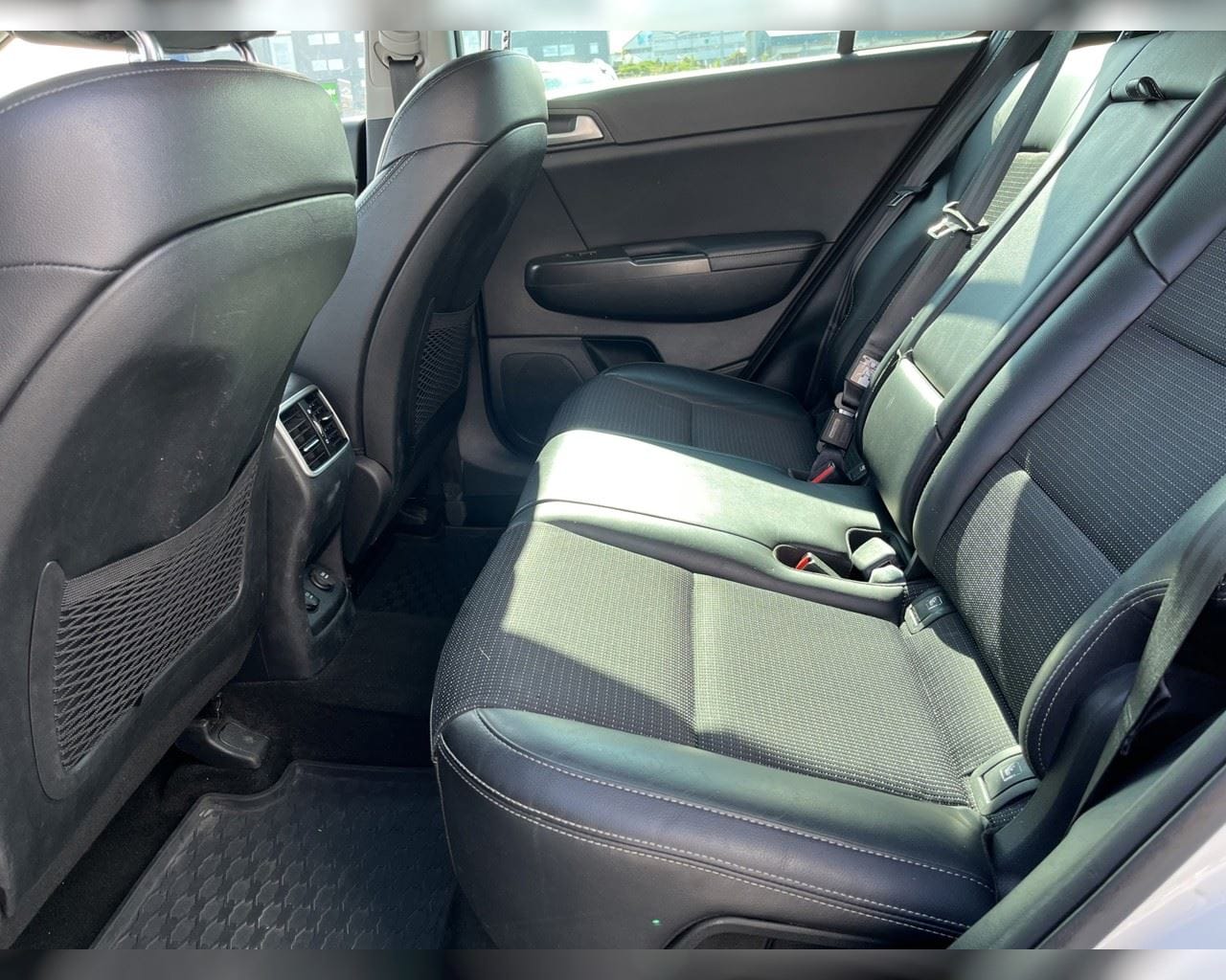 KIA SPORTAGE EX
