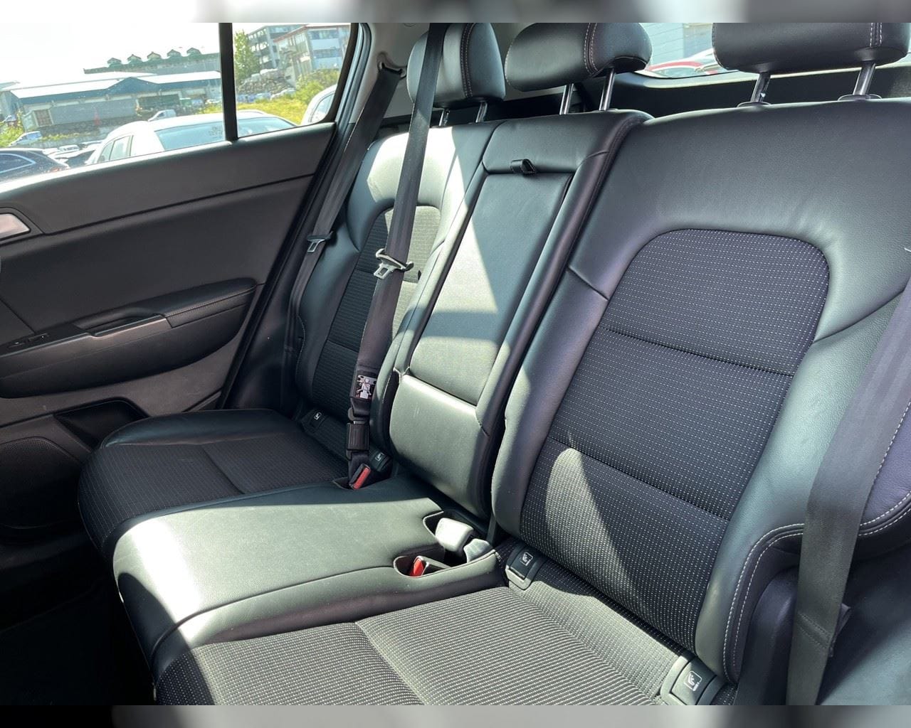 KIA SPORTAGE EX