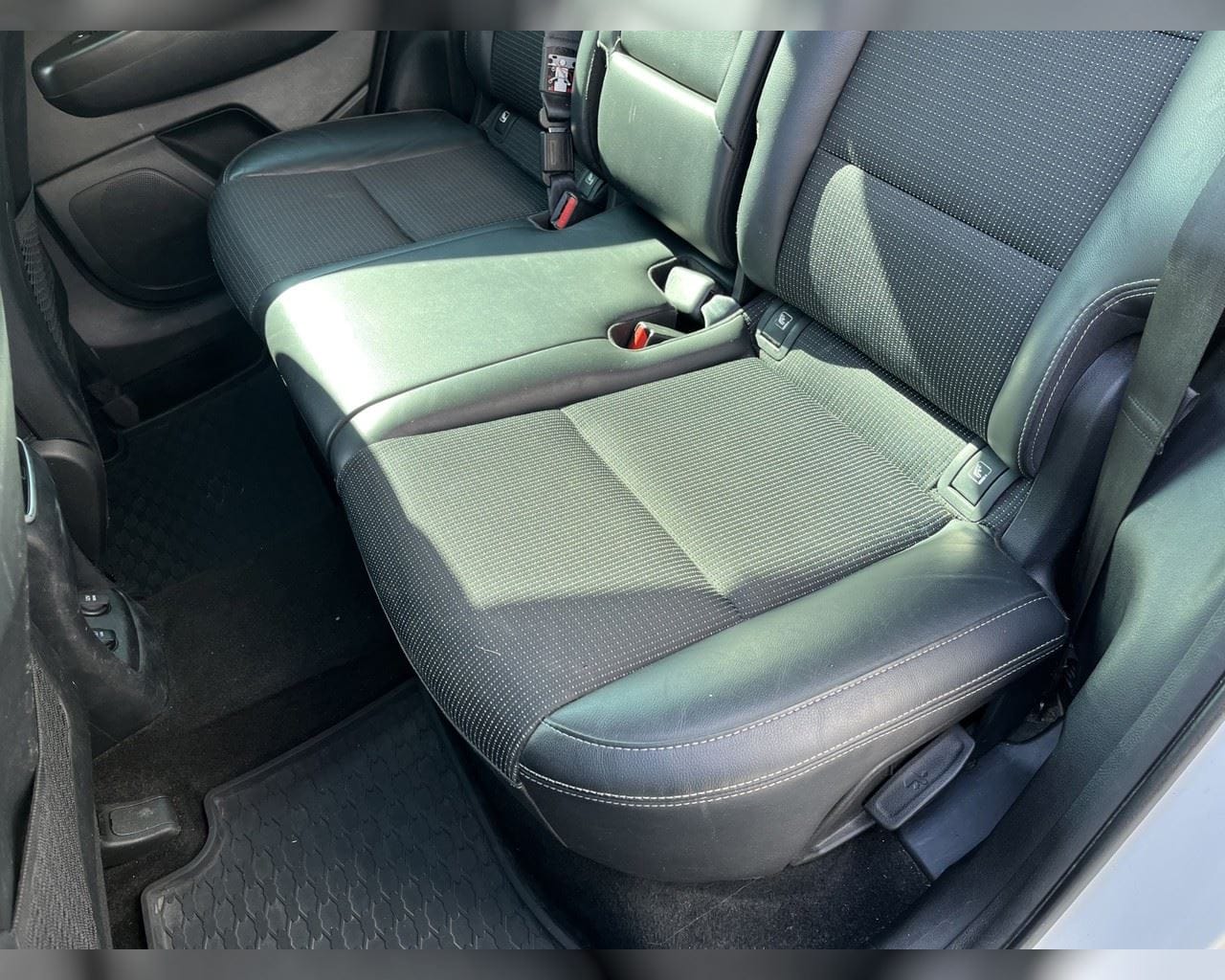 KIA SPORTAGE EX