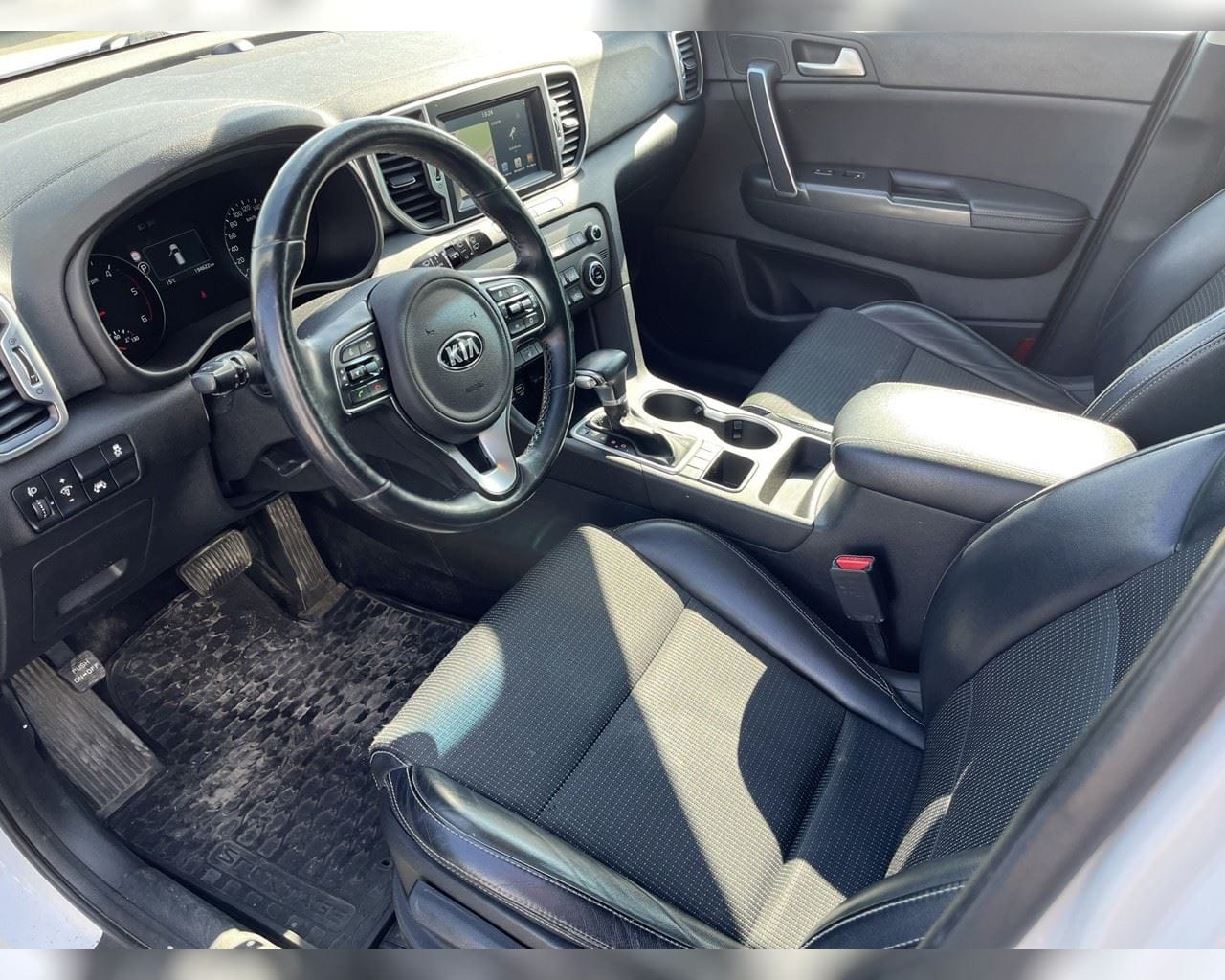 KIA SPORTAGE EX