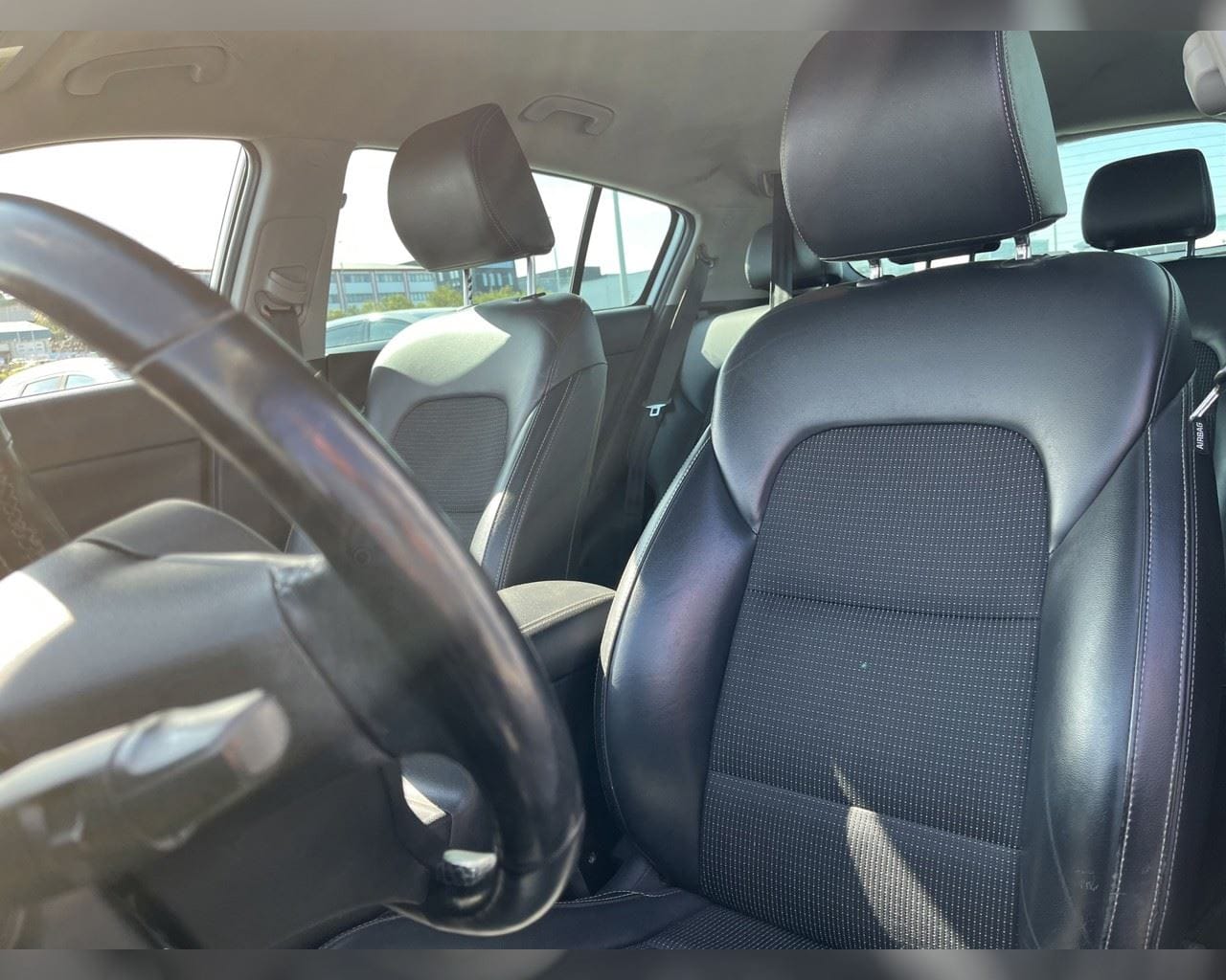 KIA SPORTAGE EX