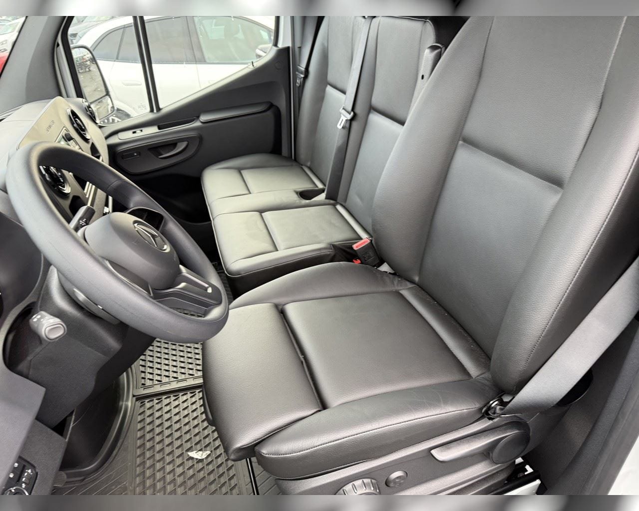 MERCEDES-BENZ SPRINTER BUSSINES 47KWH