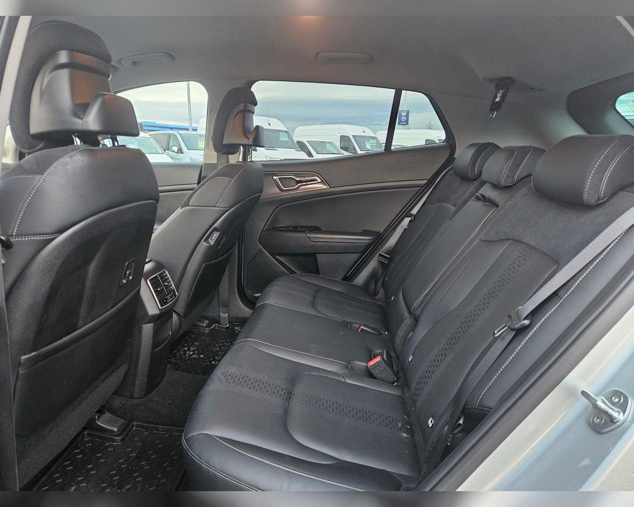 KIA SPORTAGE LUXURY PHEV AWD