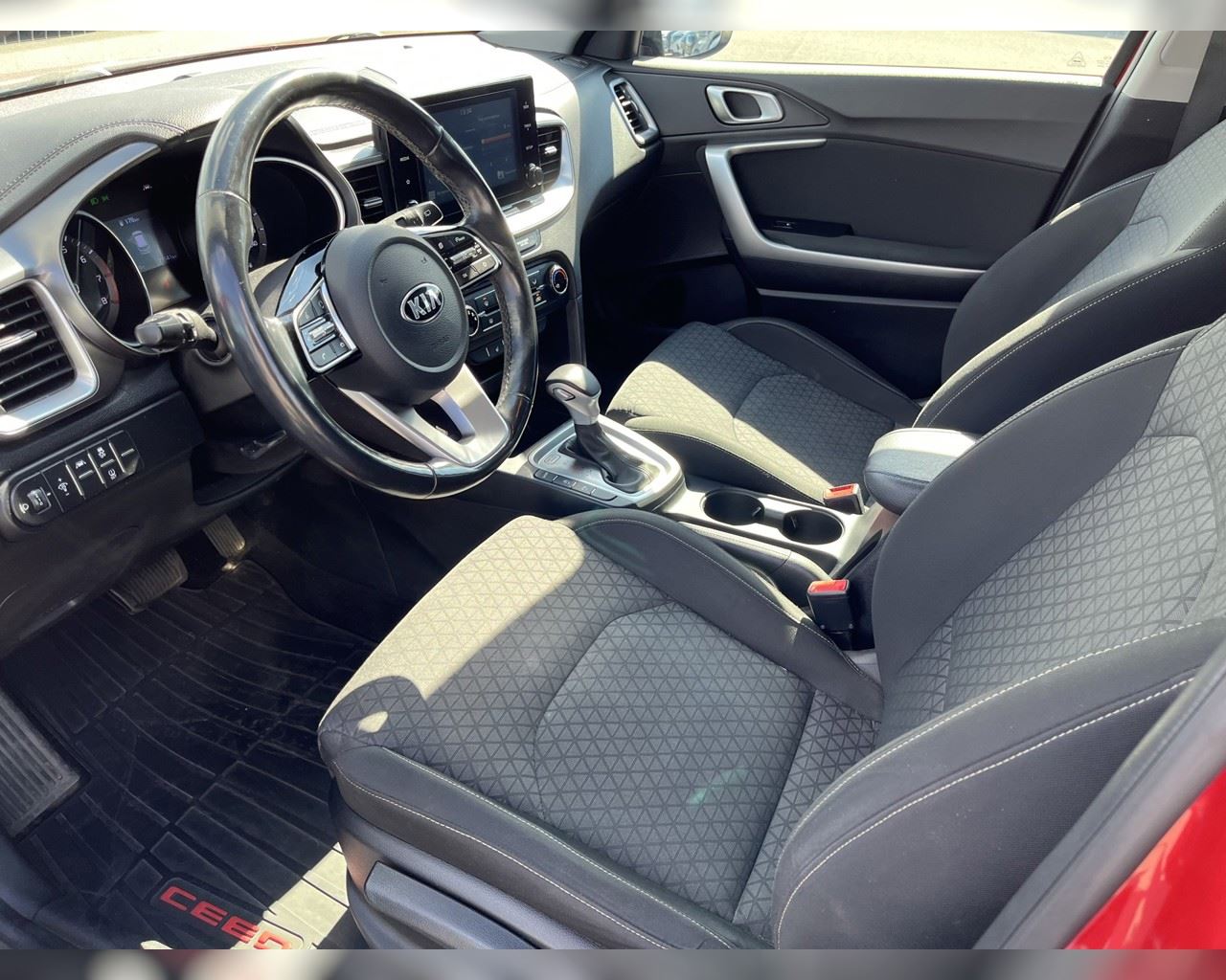 KIA CEED URBAN