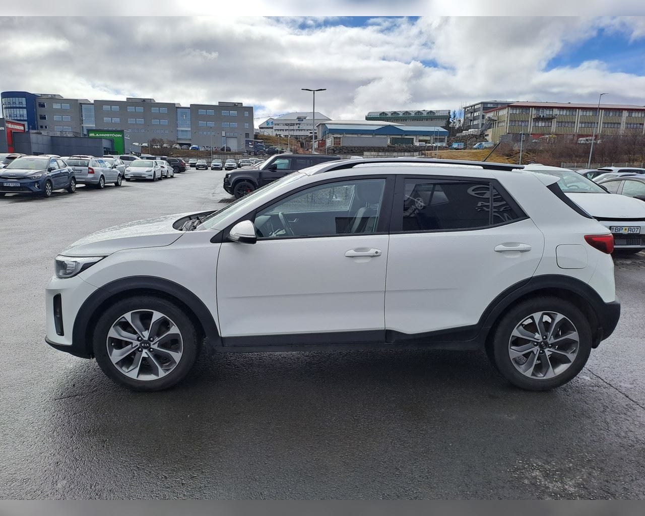 KIA STONIC URBAN