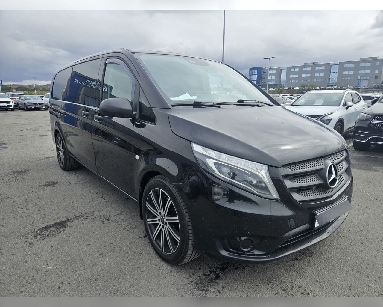 MERCEDES-BENZ VITO TOURER