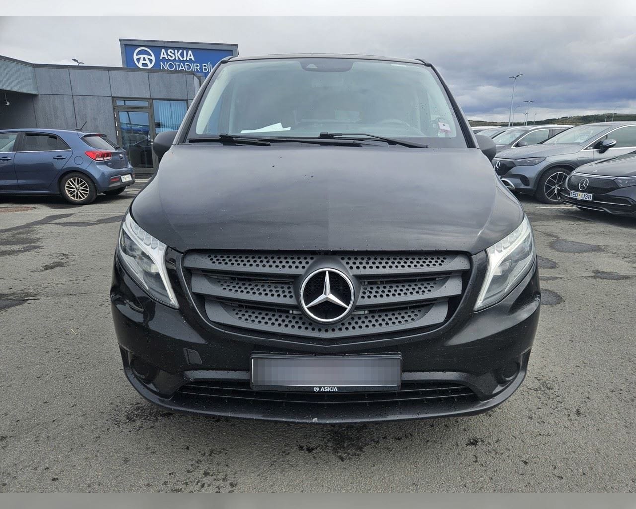 MERCEDES-BENZ VITO TOURER