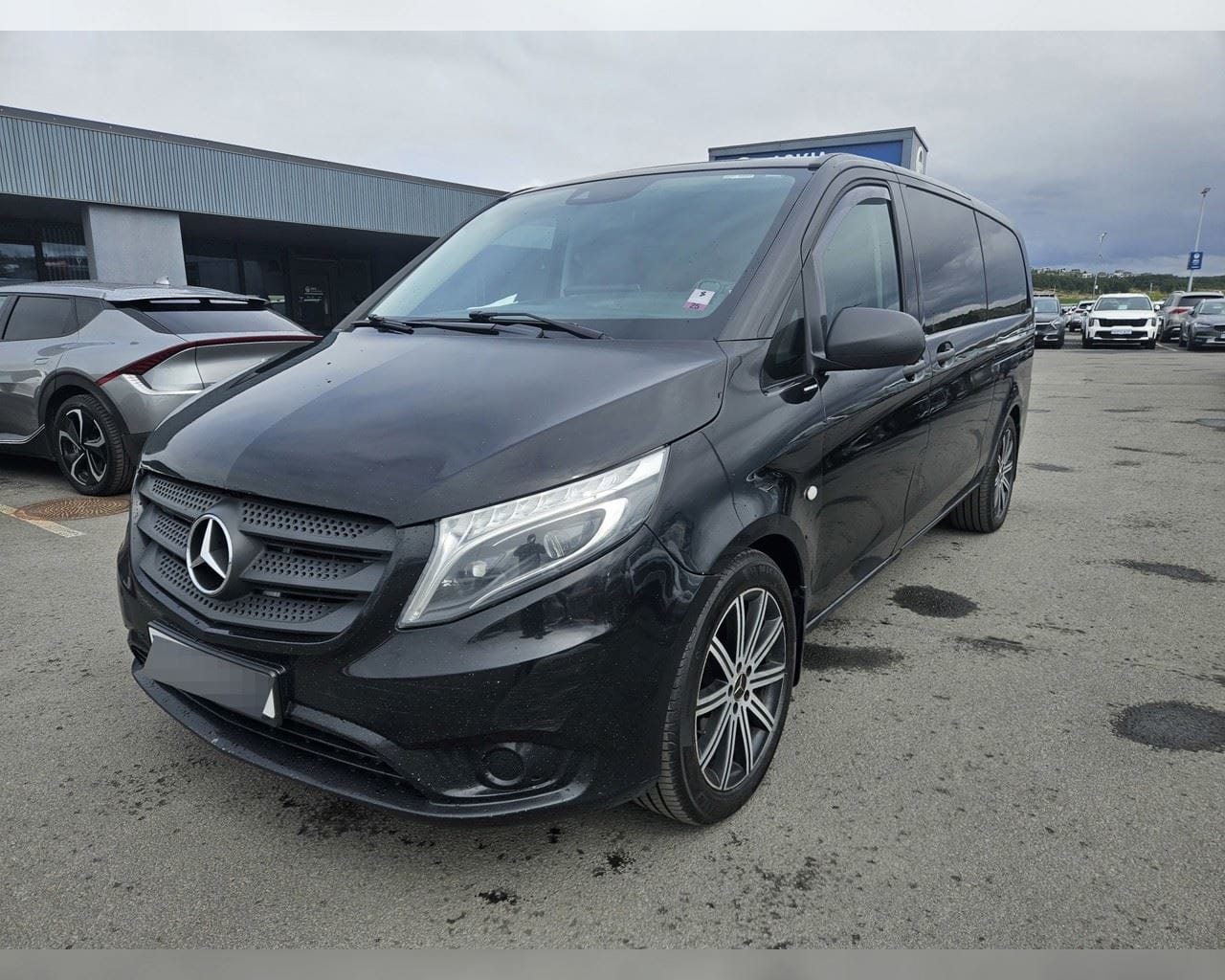 MERCEDES-BENZ VITO TOURER