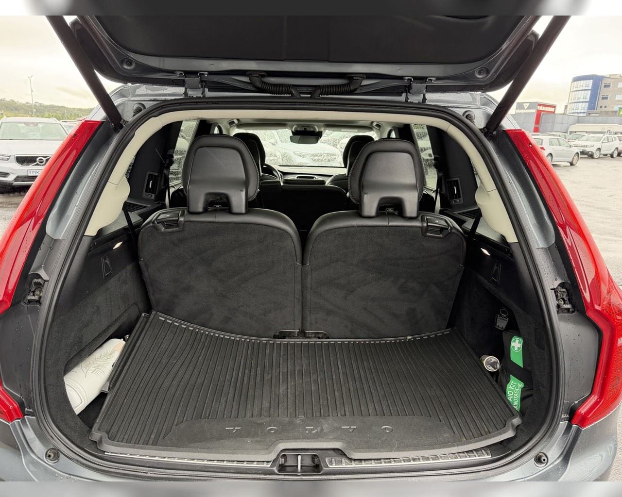 VOLVO XC90 T8 TWIN ENGINE INSCRIPTION