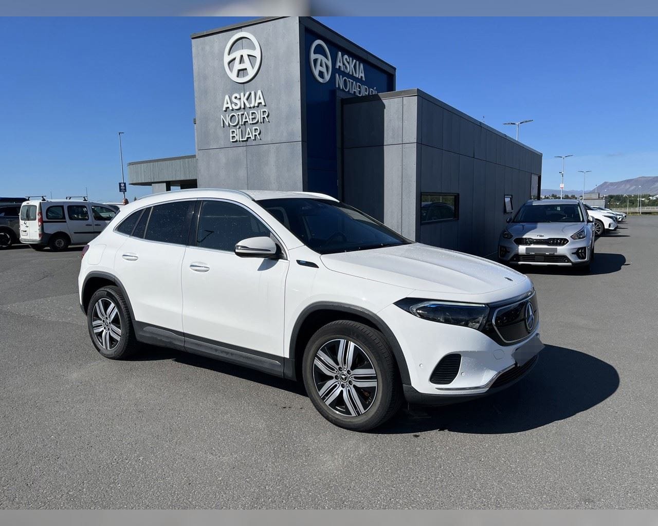 MERCEDES-BENZ EQA 250 PROGRESSIVE