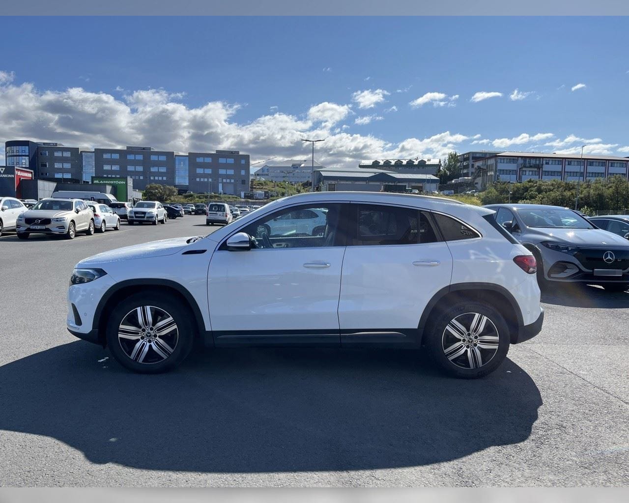 MERCEDES-BENZ EQA 250 PROGRESSIVE