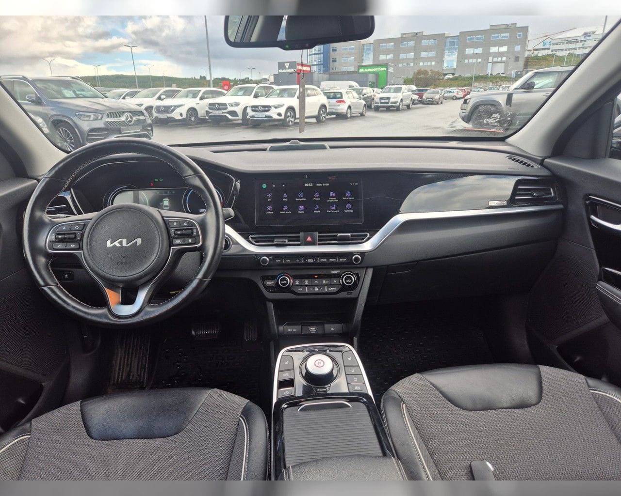 KIA NIRO URBAN 64 KWH