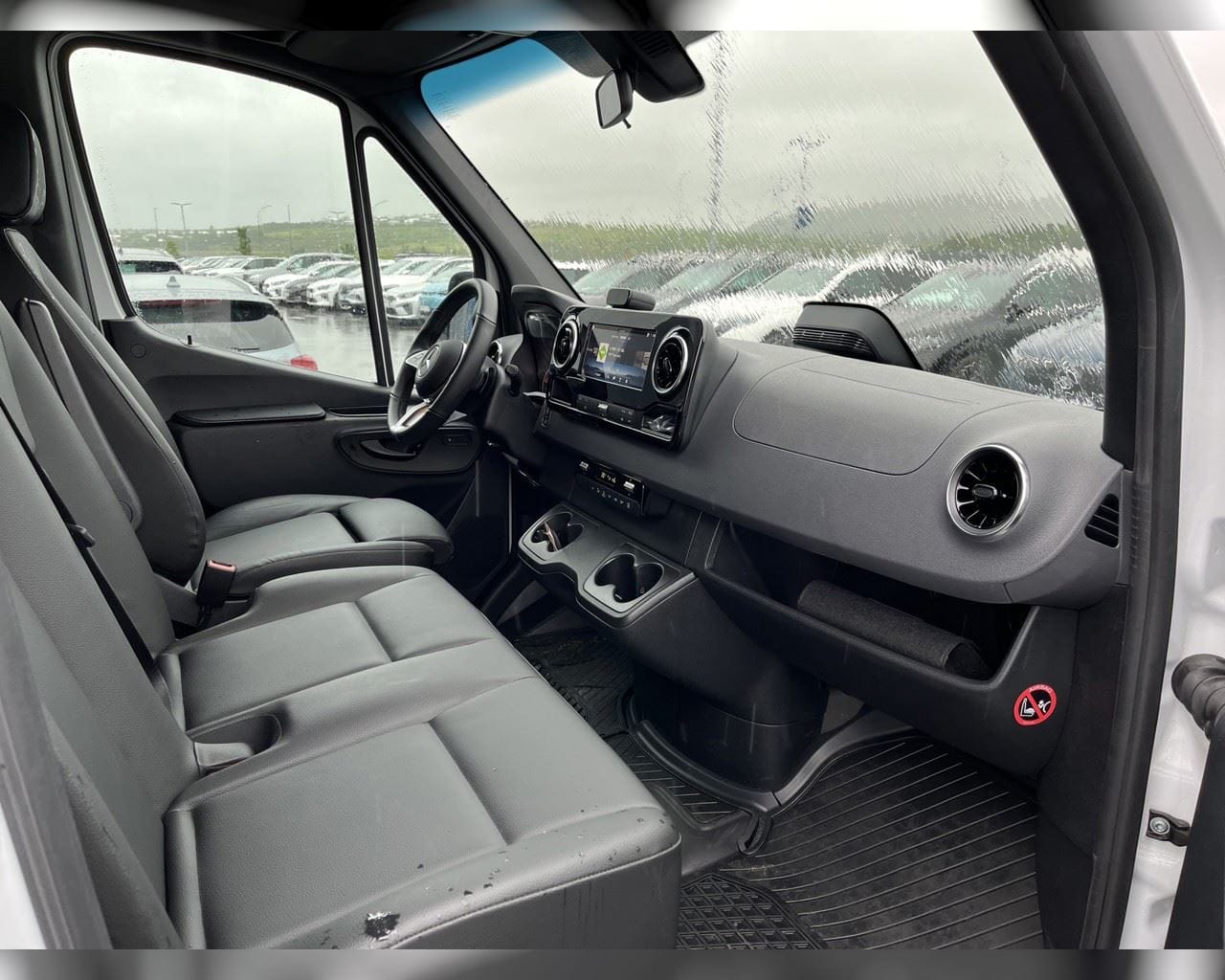 MERCEDES-BENZ SPRINTER MILLILANGUR BUSINESS