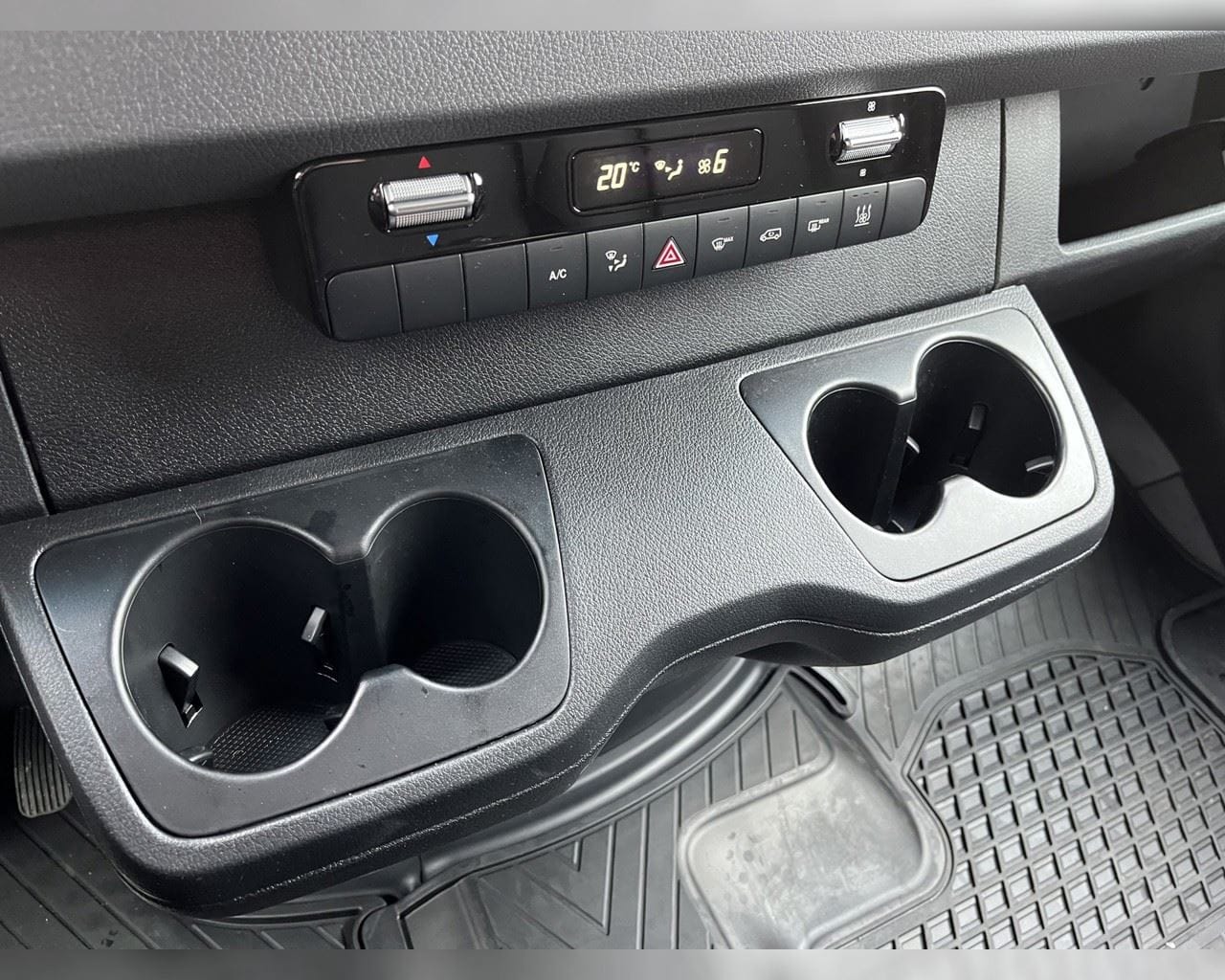 MERCEDES-BENZ SPRINTER MILLILANGUR BUSINESS