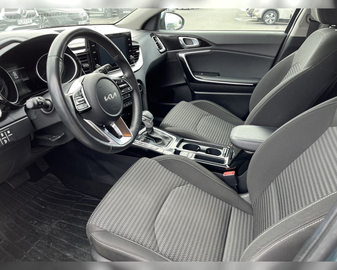 KIA XCEED PHEV URBAN
