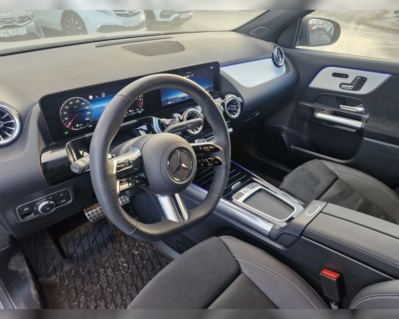 MERCEDES-BENZ GLA 250 E SPECIAL EDITION