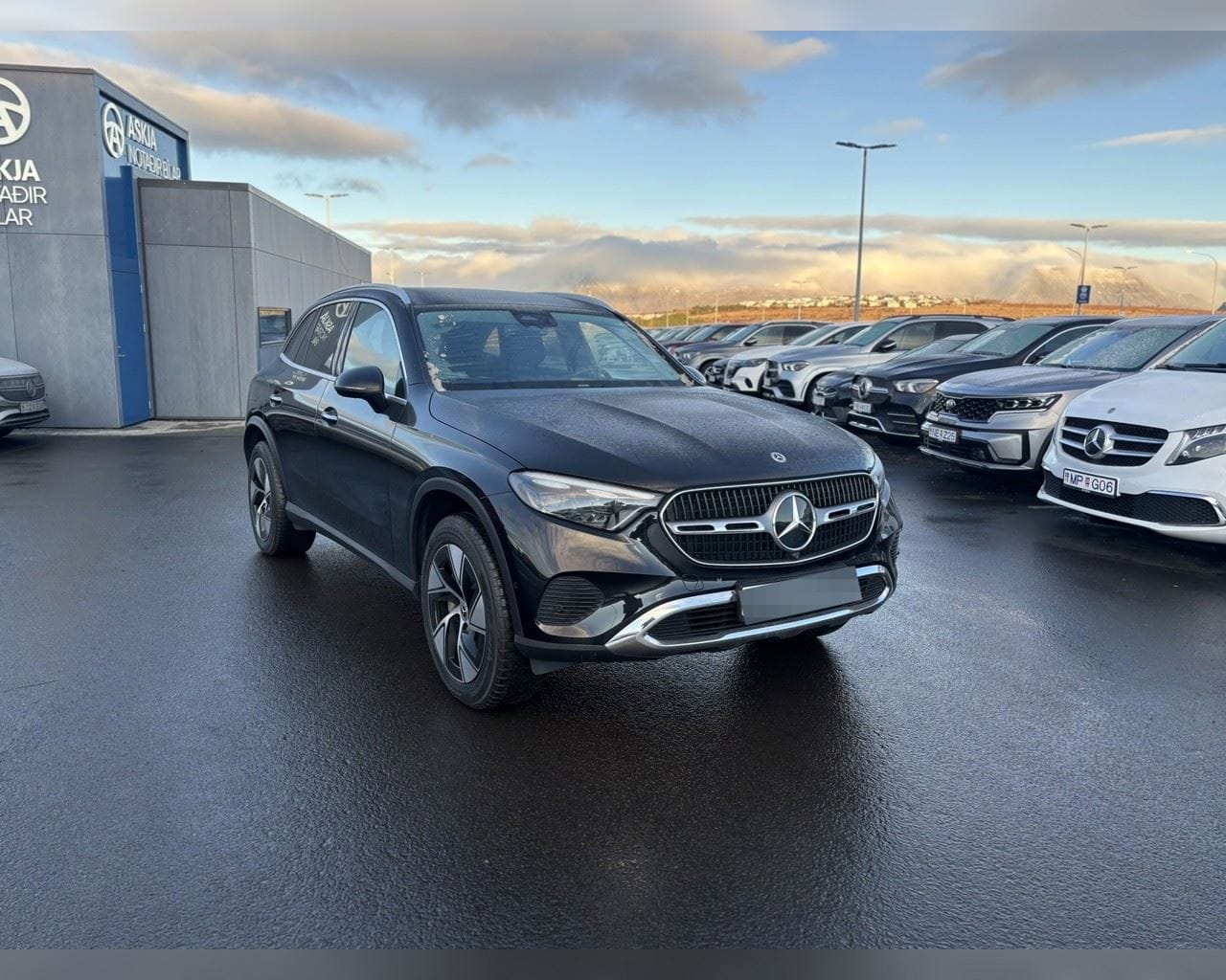 MERCEDES-BENZ GLC 300 E 4MATIC PROGRESIVE