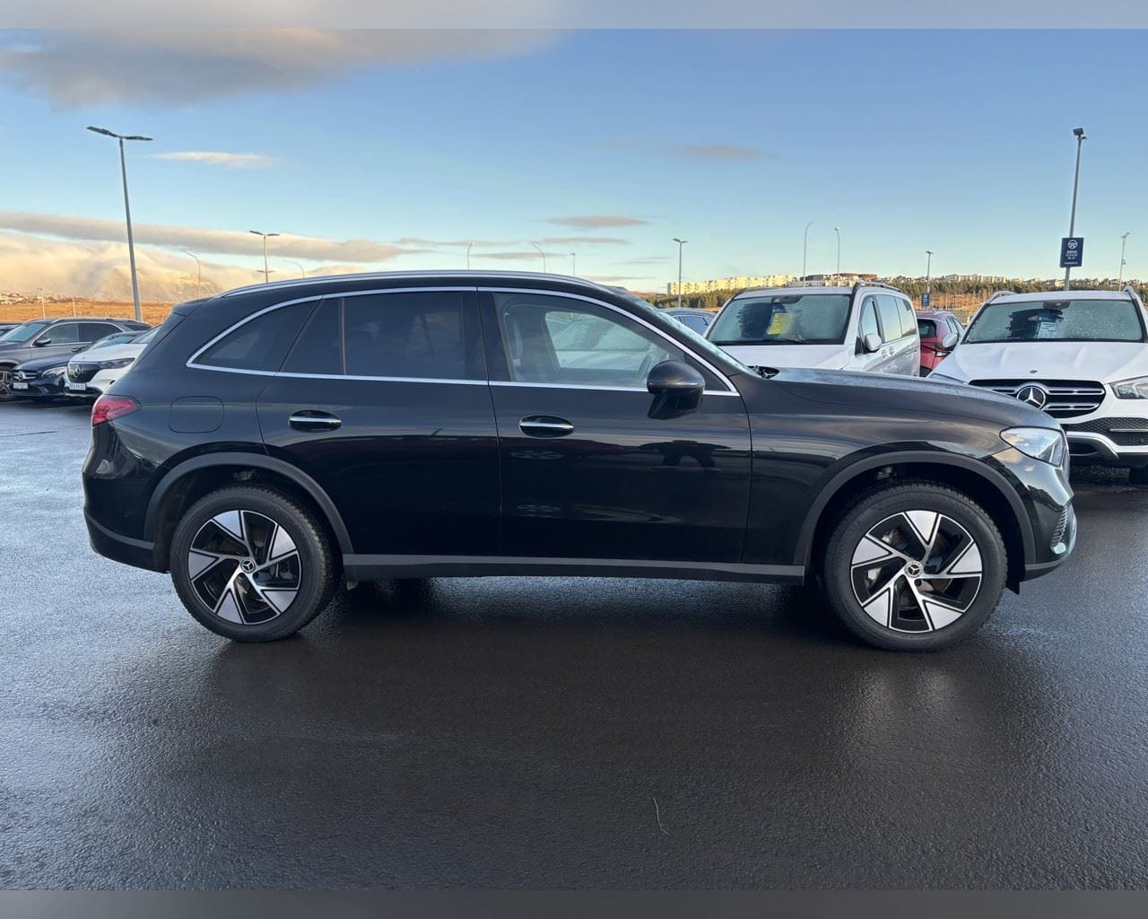MERCEDES-BENZ GLC 300 E 4MATIC PROGRESIVE