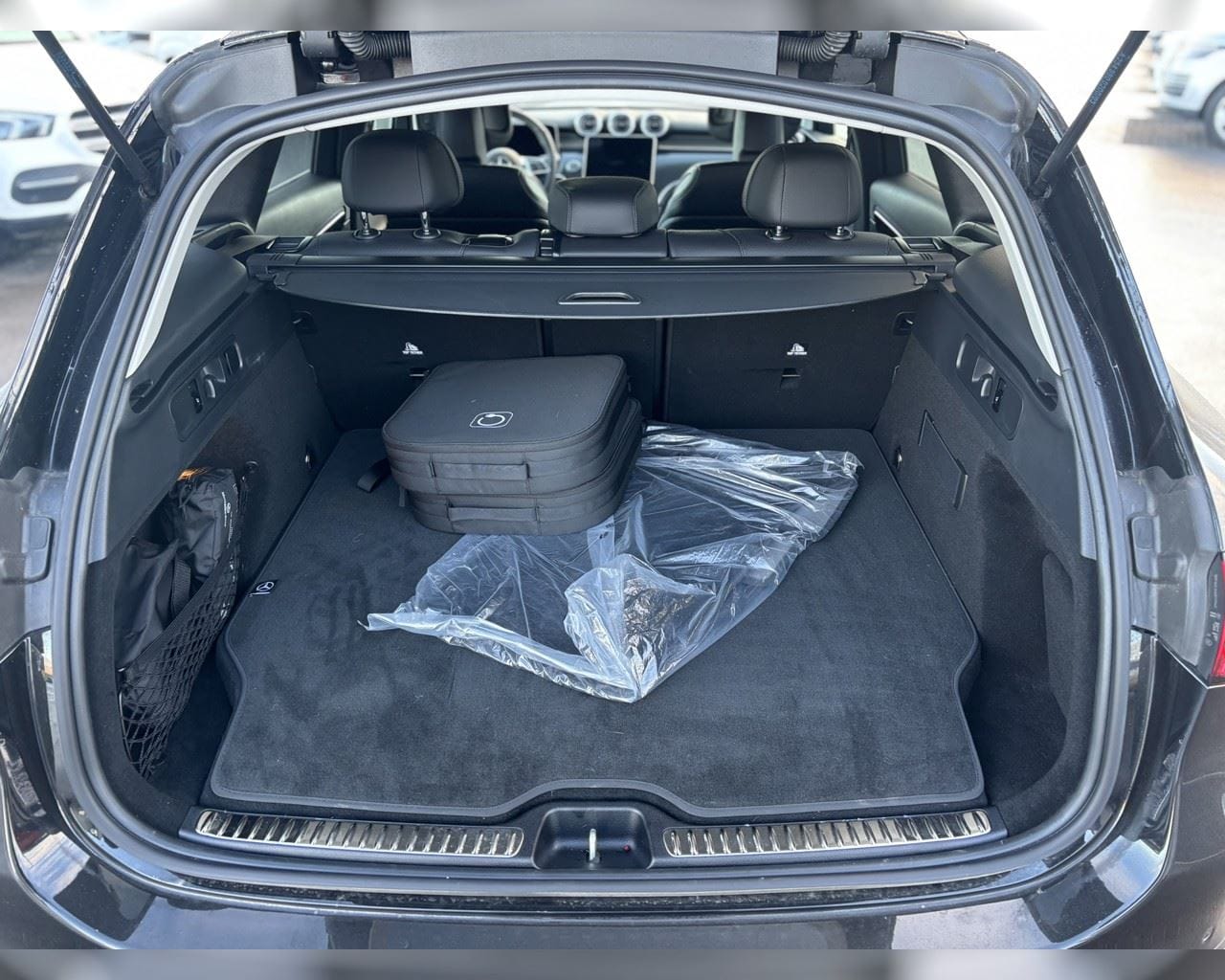 MERCEDES-BENZ GLC 300 E 4MATIC PROGRESIVE