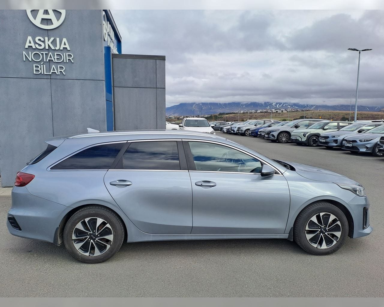 KIA CEED SW PHEV URBAN