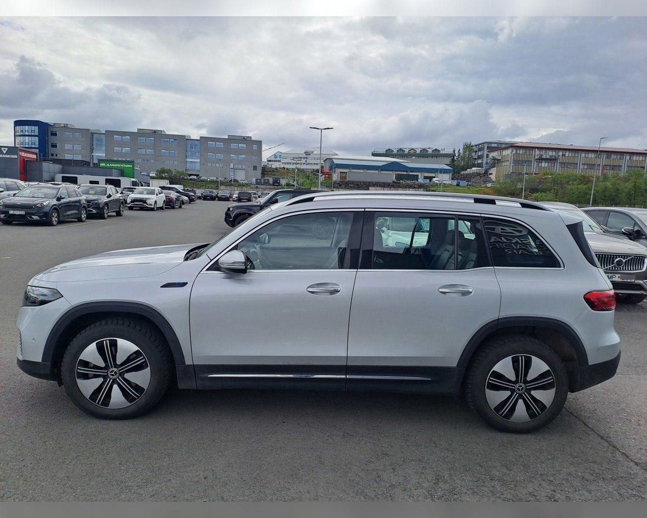 MERCEDES-BENZ EQB 300 4MATIC PURE