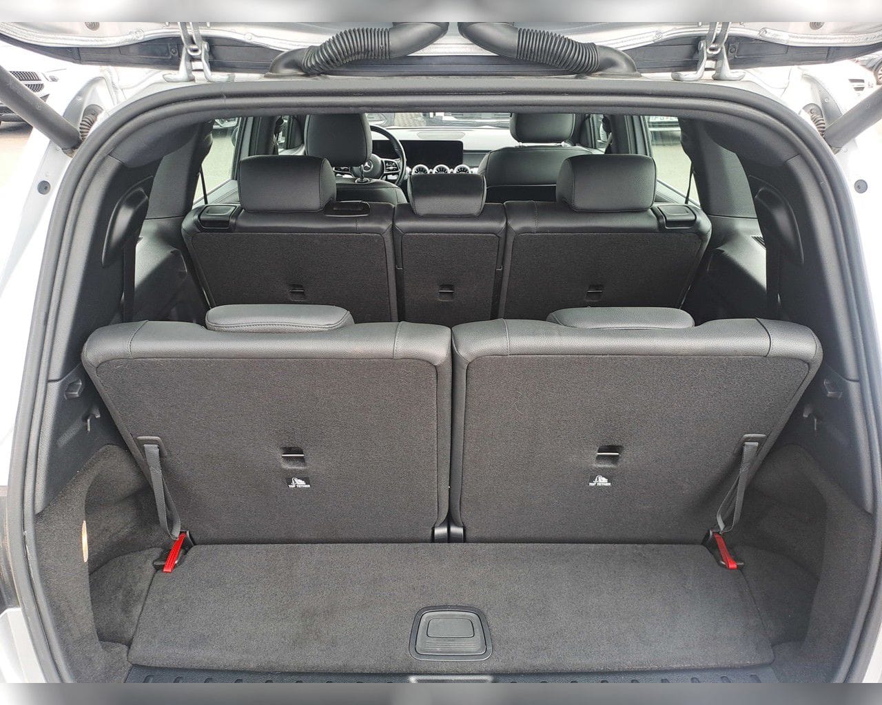 MERCEDES-BENZ EQB 300 4MATIC PURE