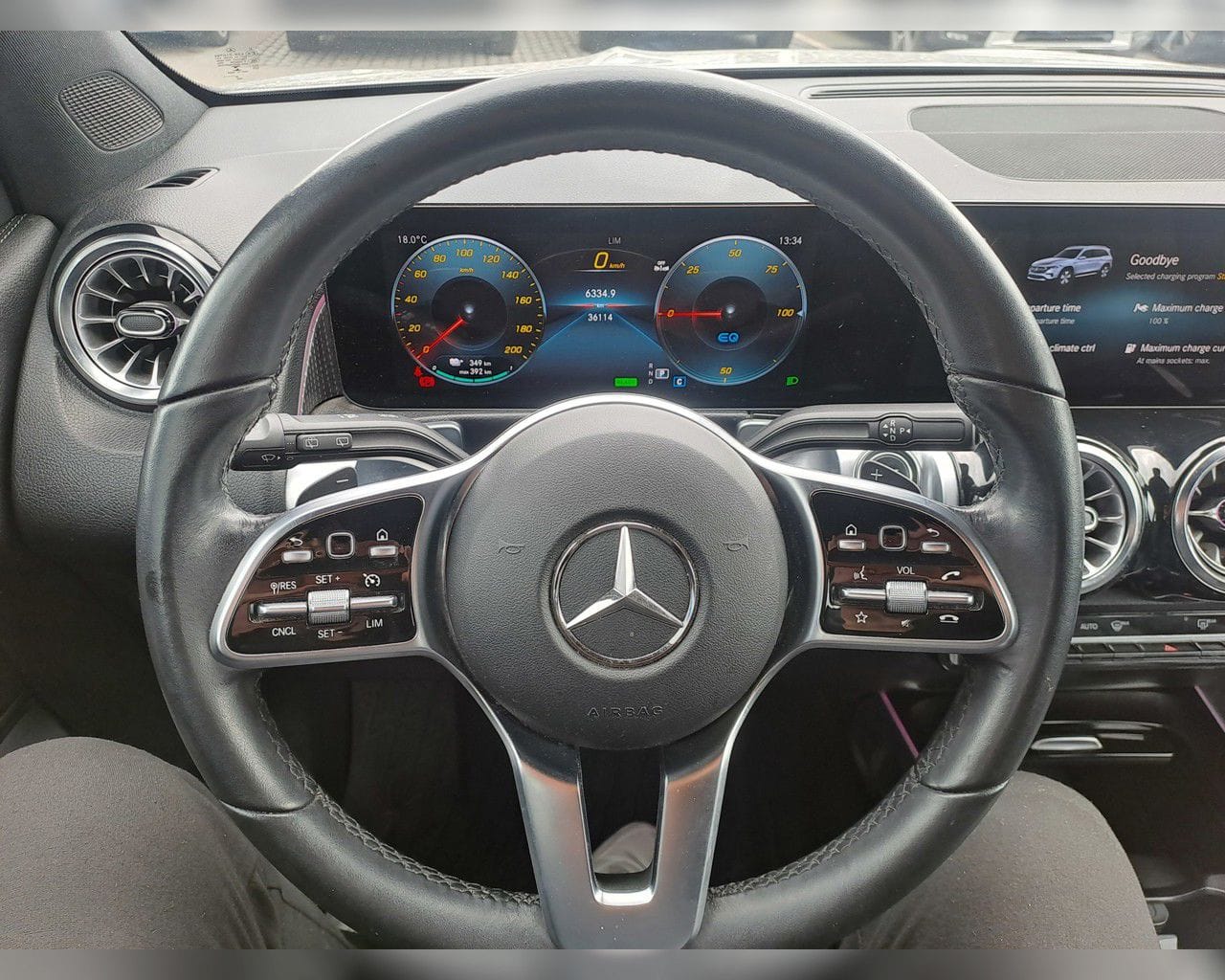 MERCEDES-BENZ EQB 300 4MATIC PURE