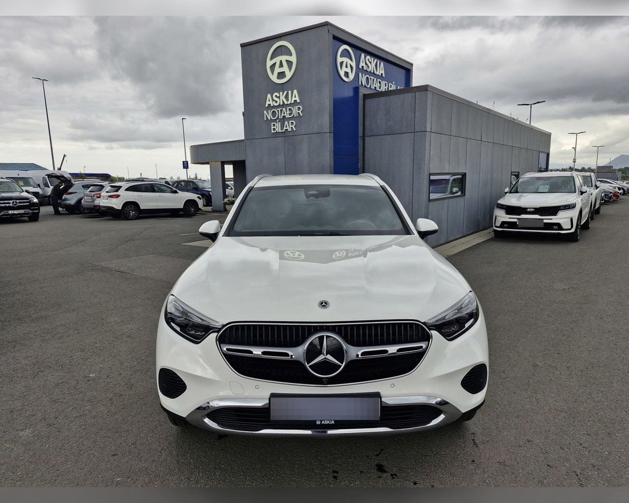 MERCEDES-BENZ GLC 300 E 4MATIC PROGRESSIVE