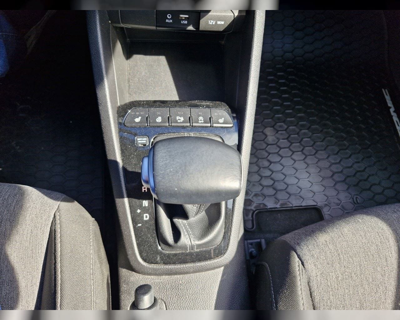 KIA STONIC URBAN