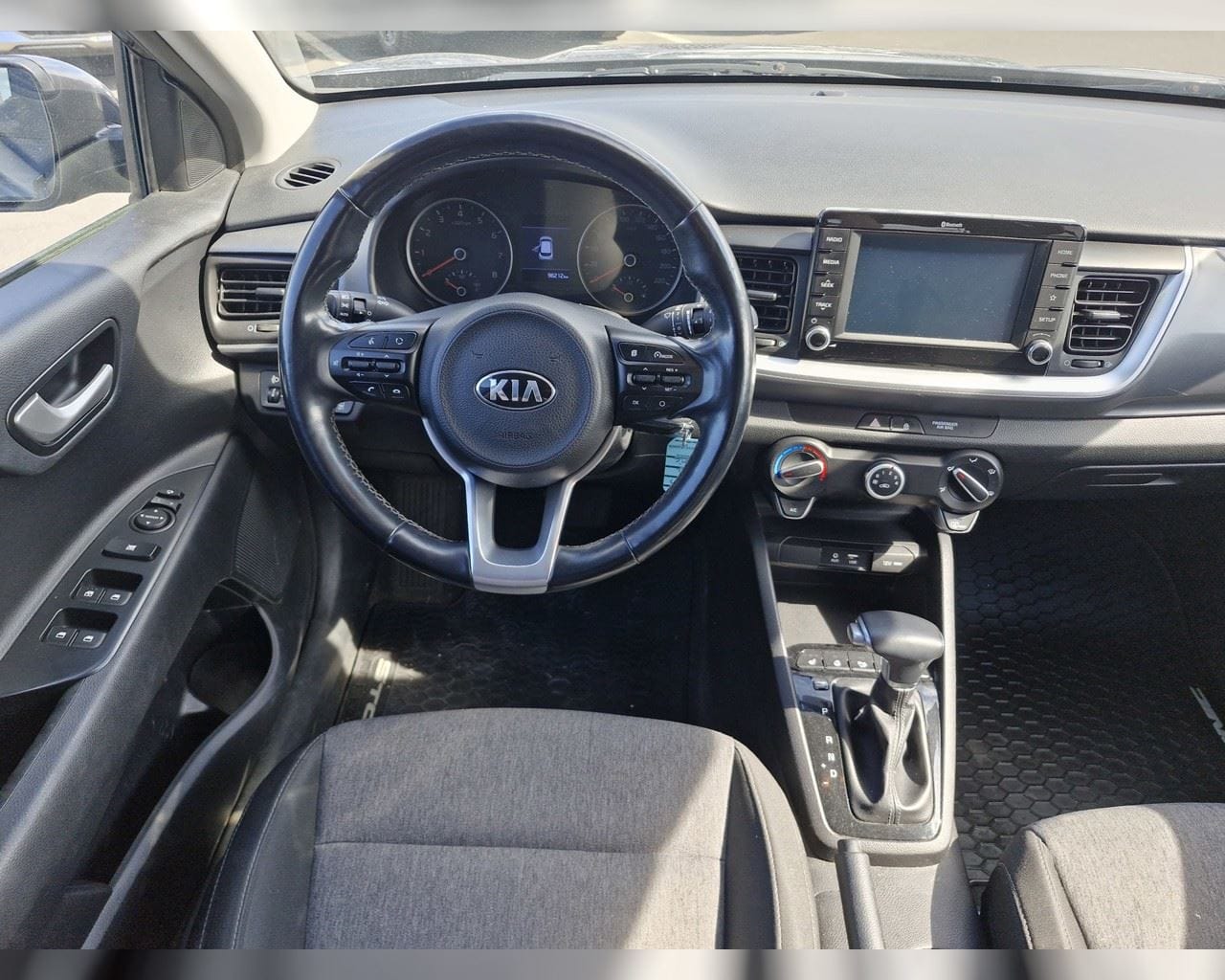 KIA STONIC URBAN