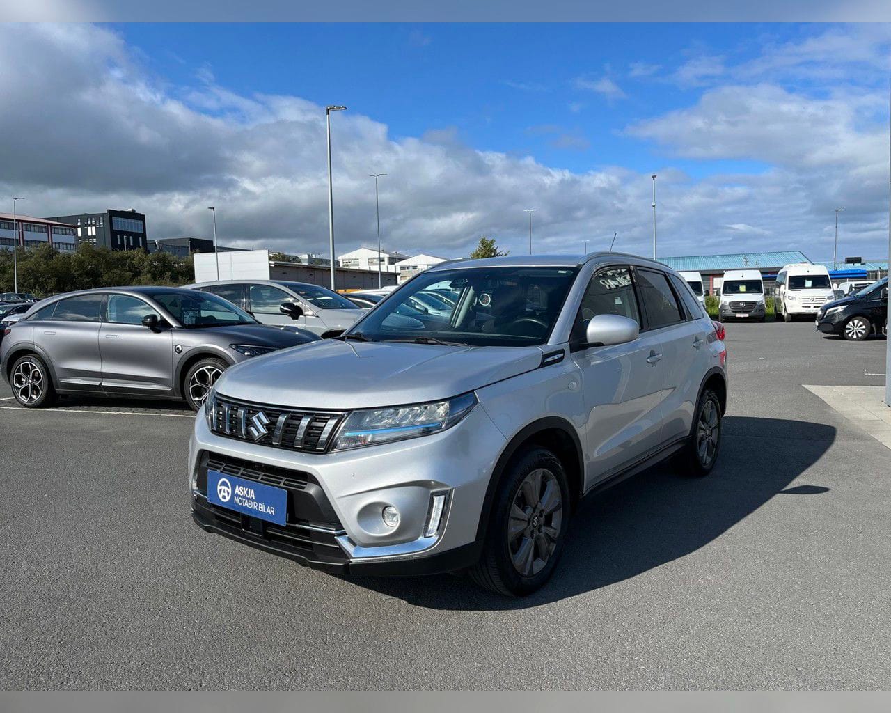 SUZUKI VITARA HYBRID