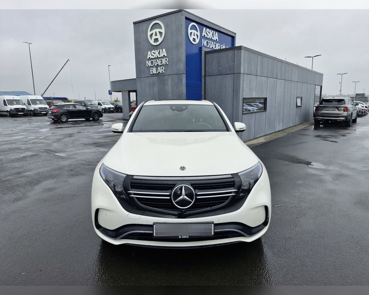 MERCEDES-BENZ EQC 400 4MATIC POWER