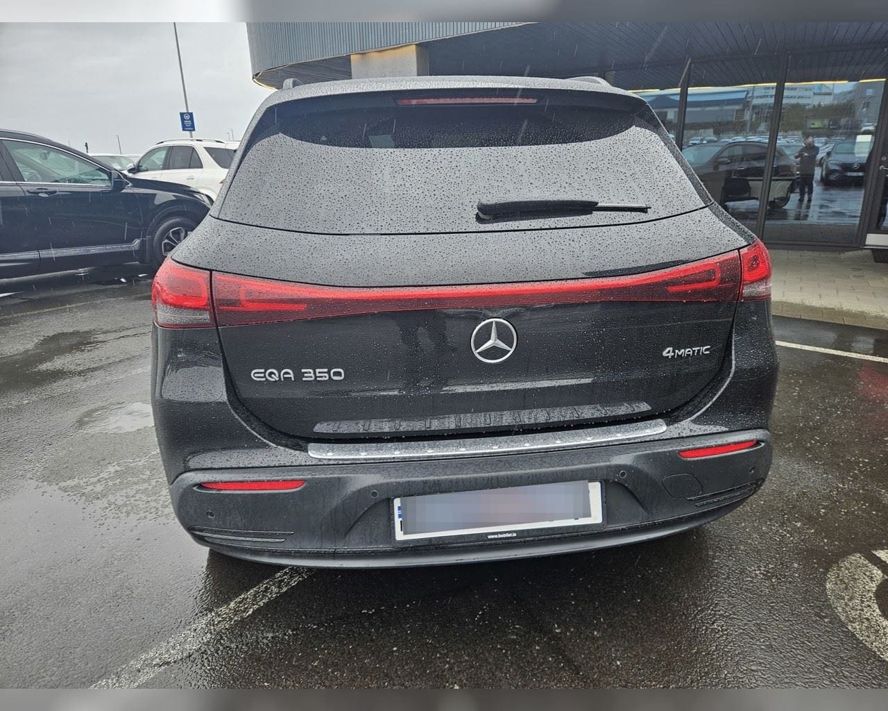 MERCEDES-BENZ EQA 350 4MATIC