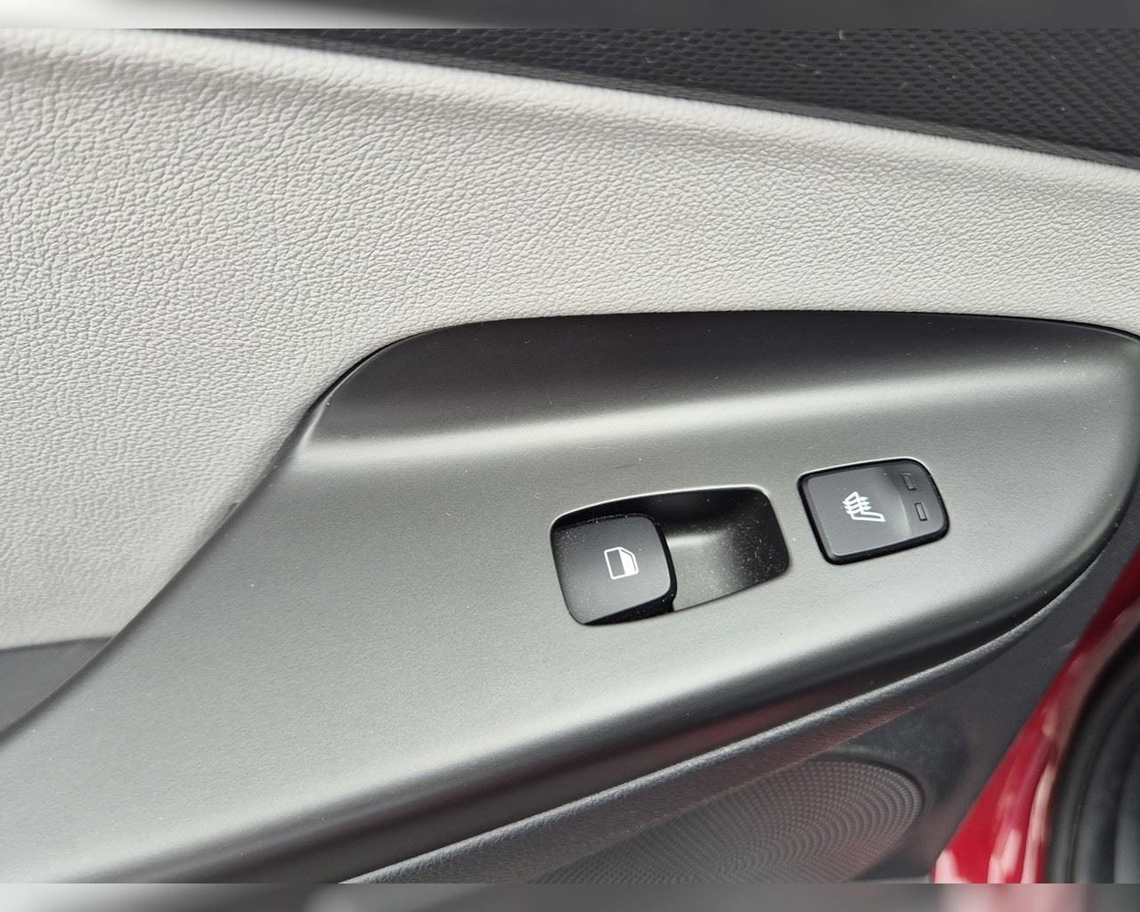 HYUNDAI KONA EV PREMIUM 64 KWH