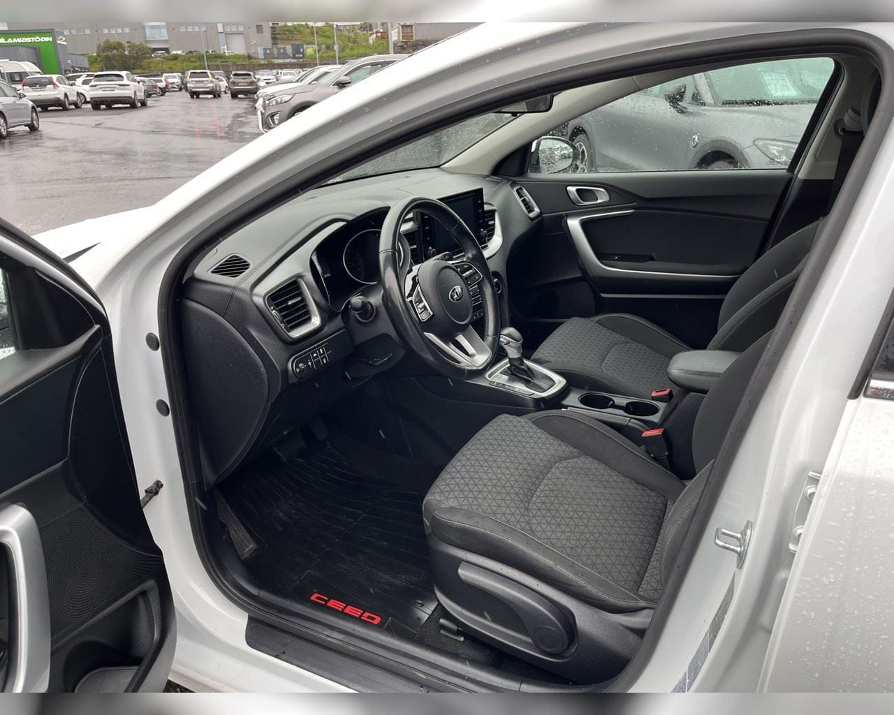 KIA CEED URBAN