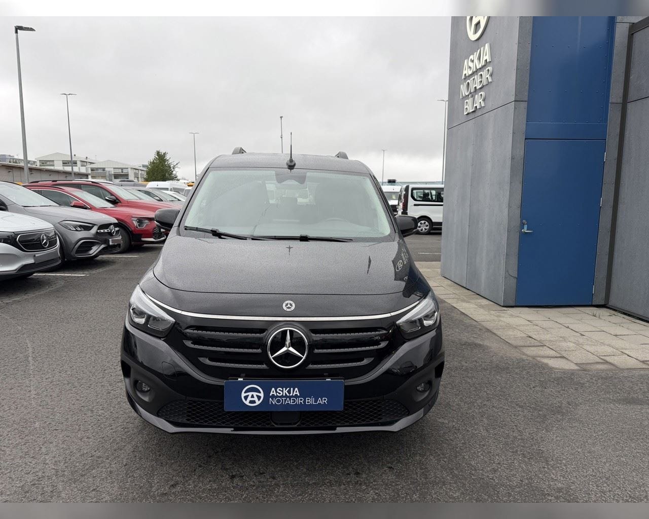 MERCEDES-BENZ EQT 200 MILLILANGUR POWER