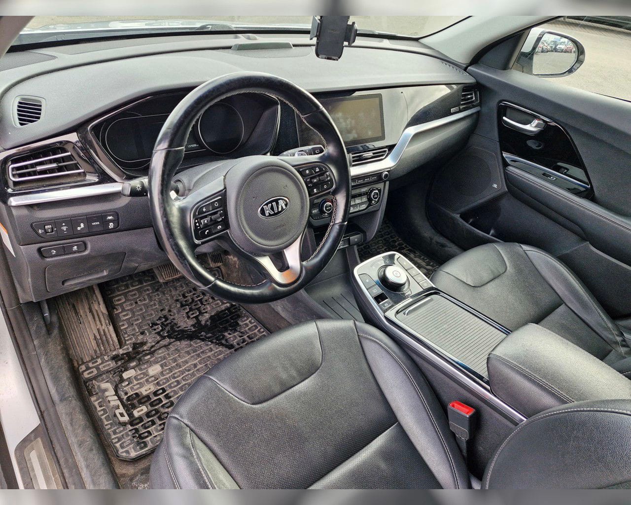 KIA NIRO STYLE 64KWH