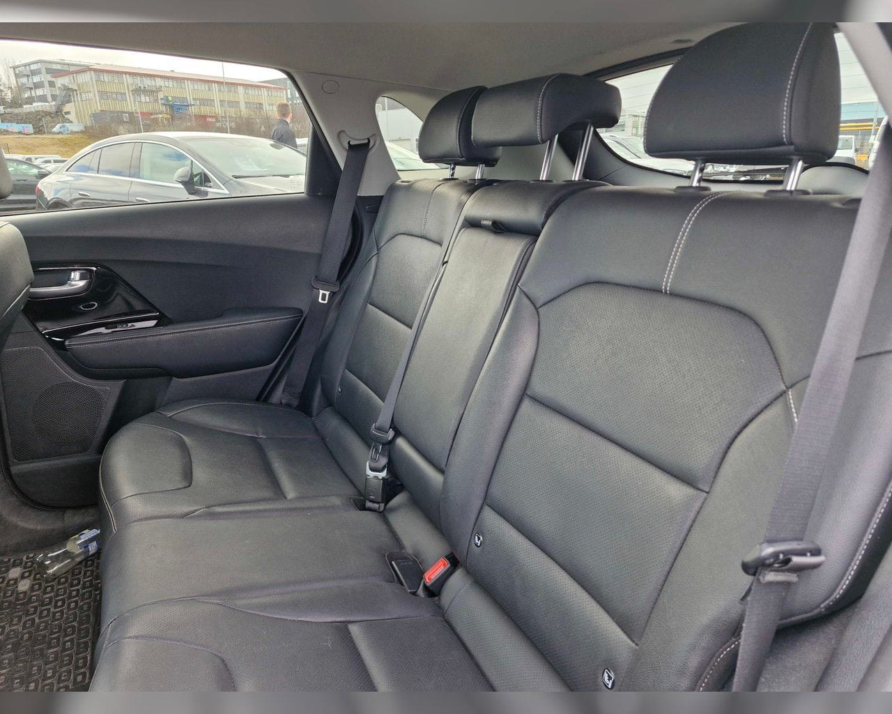 KIA NIRO STYLE 64KWH