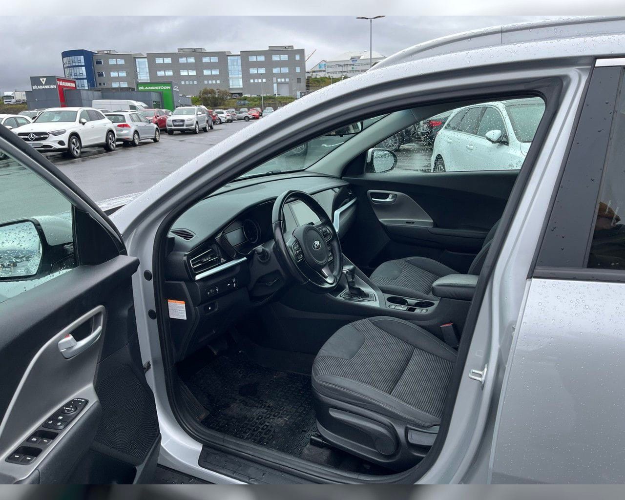KIA NIRO URBAN MHEV