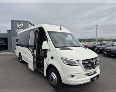 MERCEDES-BENZ SPRINTER 519 19+1