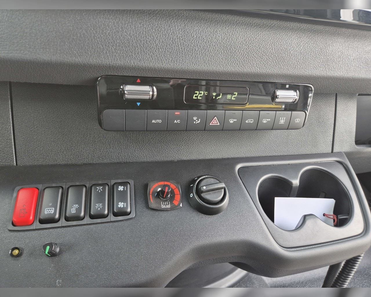 MERCEDES-BENZ SPRINTER 519 19+1