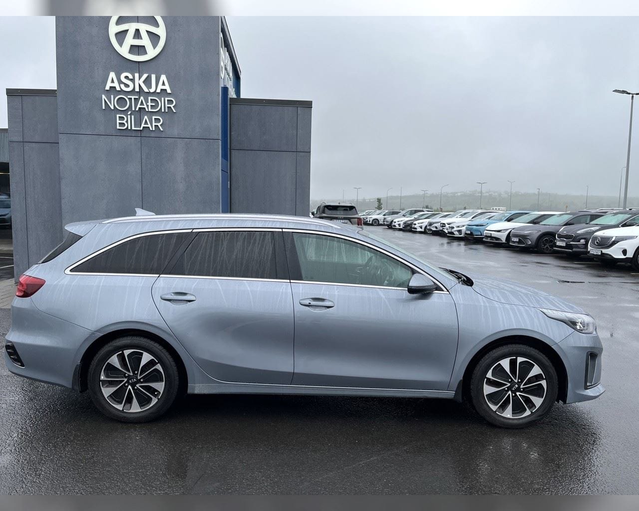 KIA CEED SW PHEV URBAN