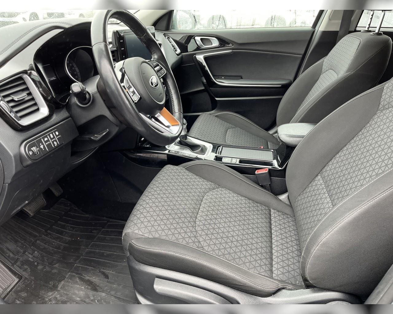 KIA CEED SW PHEV URBAN