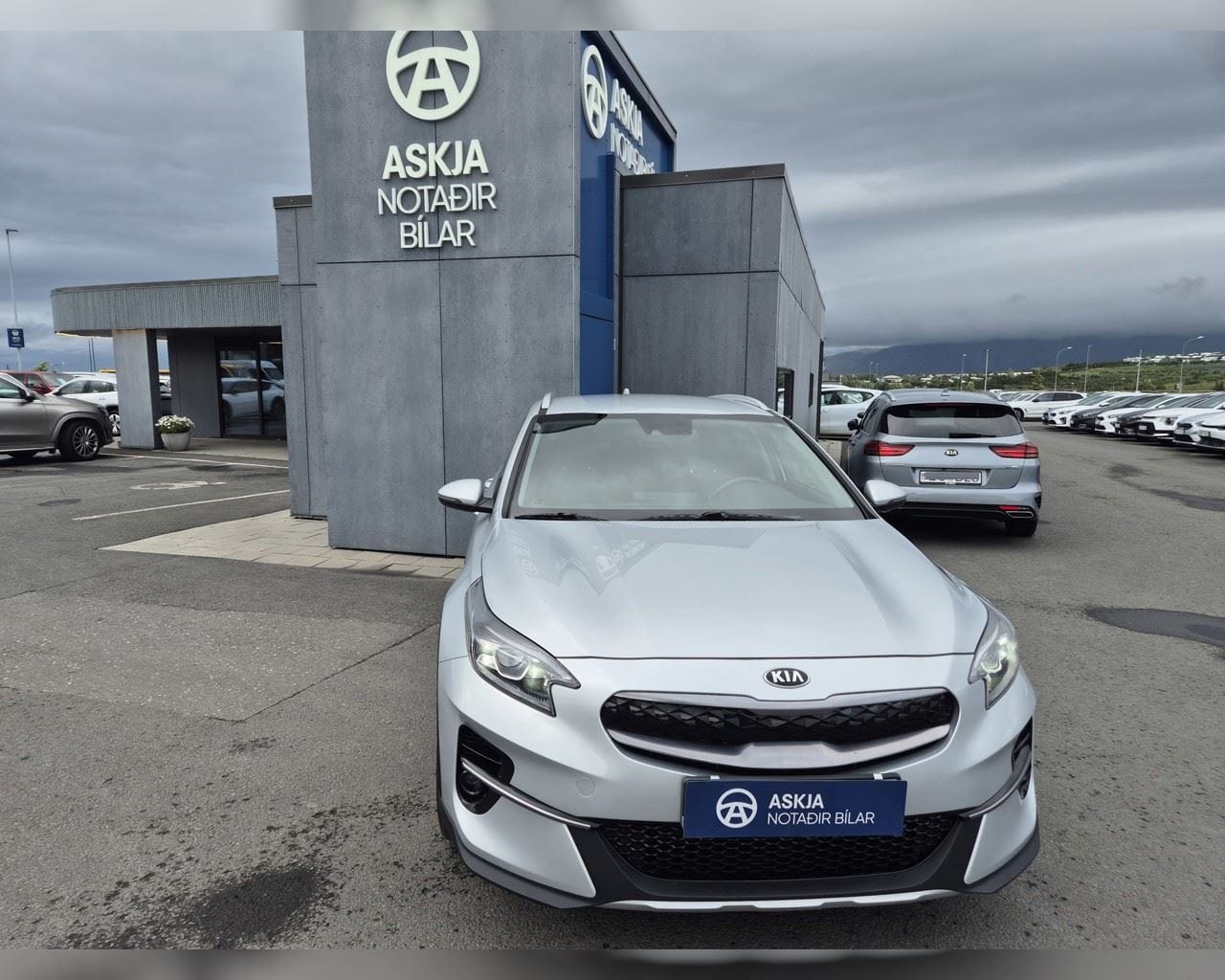 KIA XCEED PHEV URBAN