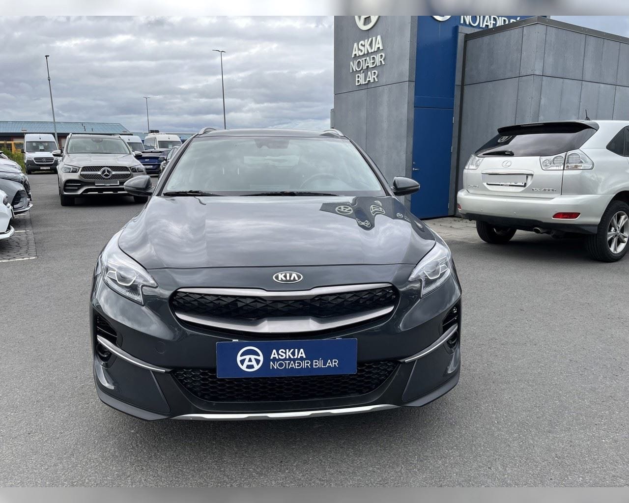 KIA XCEED PHEV URBAN