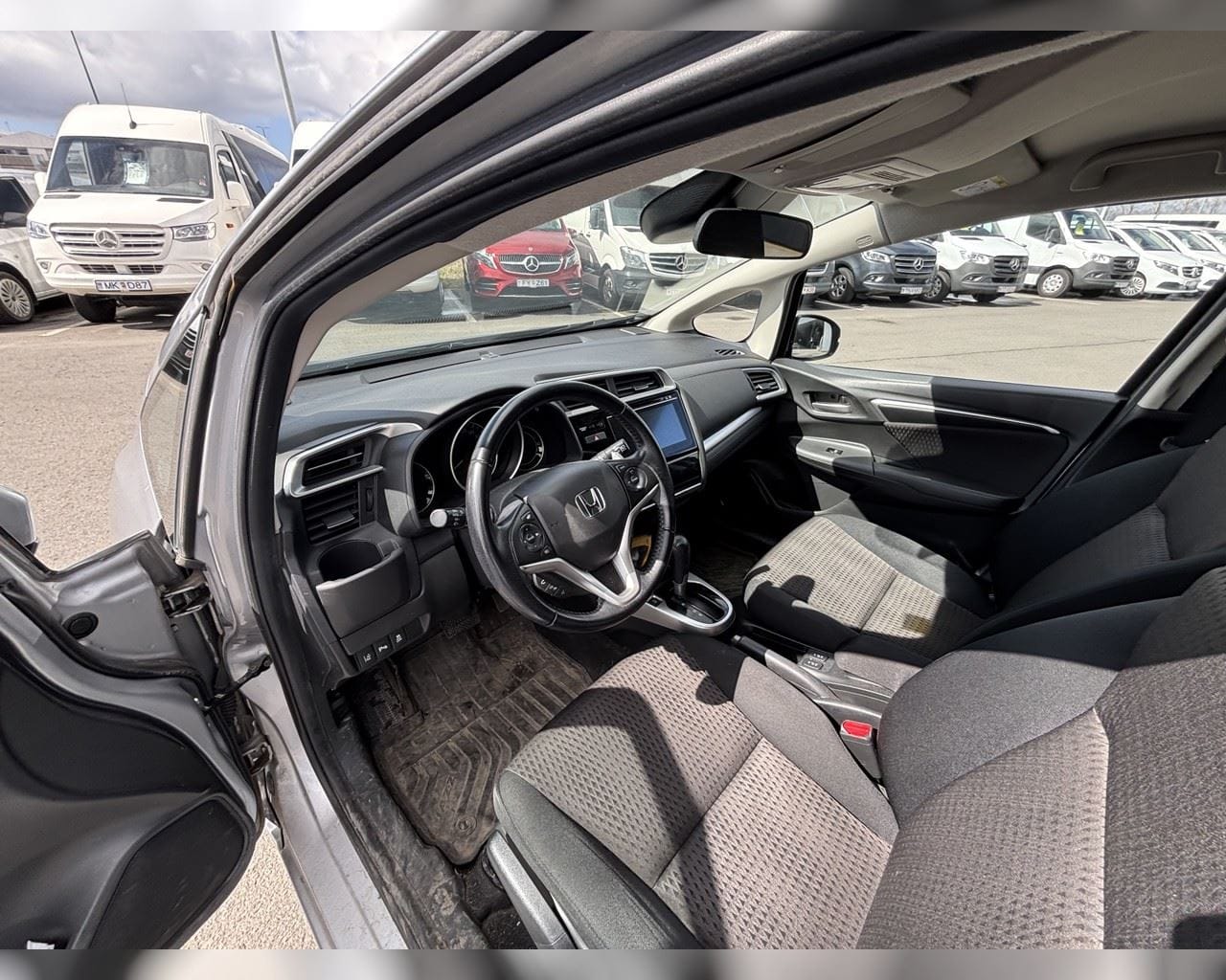 HONDA JAZZ ELEGANCE