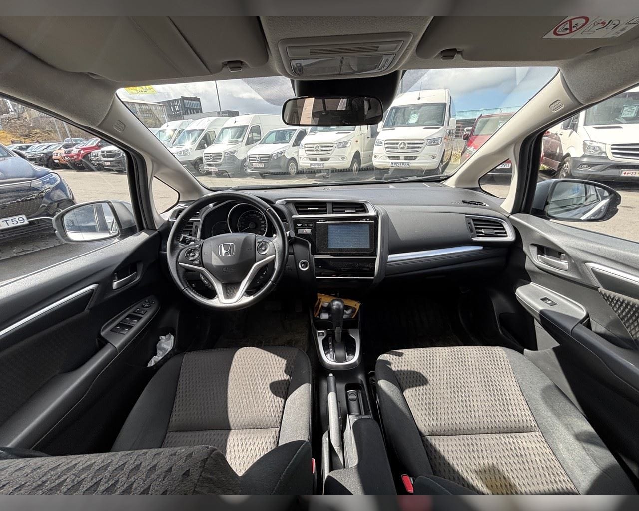 HONDA JAZZ ELEGANCE