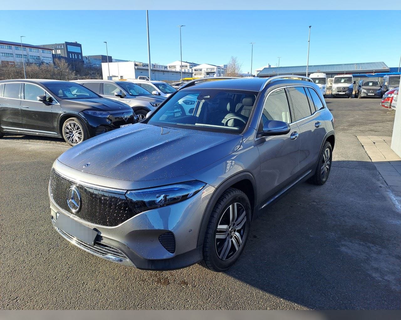 MERCEDES-BENZ EQB 300 4MATIC PROGRESSIVE