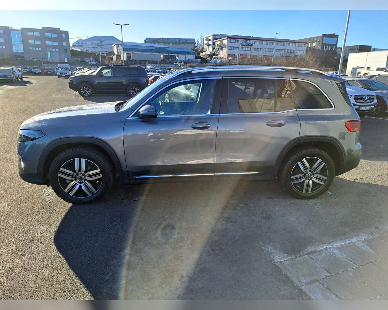 MERCEDES-BENZ EQB 300 4MATIC PROGRESSIVE
