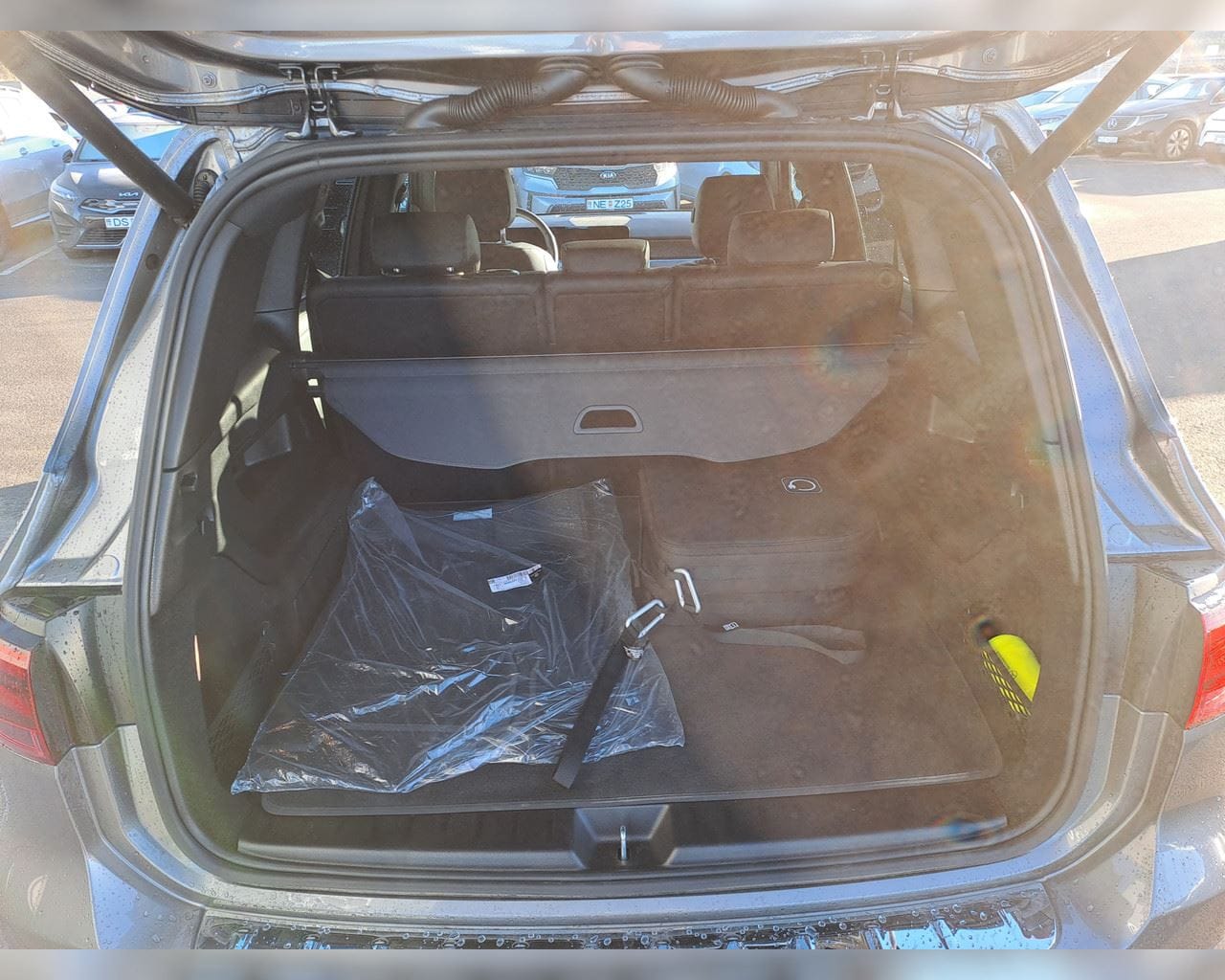 MERCEDES-BENZ EQB 300 4MATIC PROGRESSIVE